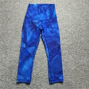 Lululemon Wunder Under Crop (Hi-Rise) (21") EUC Women’s 6 midnight tulle multi